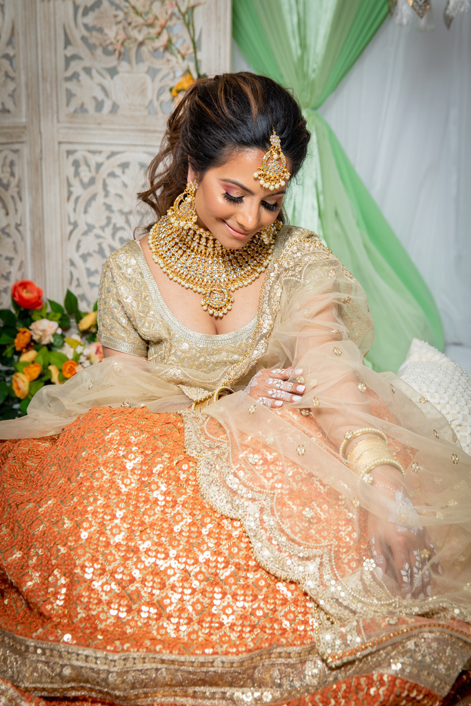 How to match your bridal makeup to a red or pastel lehenga, according to  pros | Vogue India